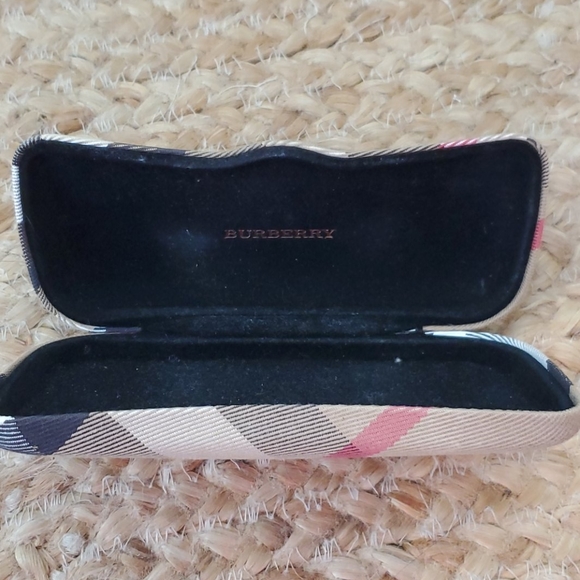 Burberry Glass Case - Picture 3 of 3